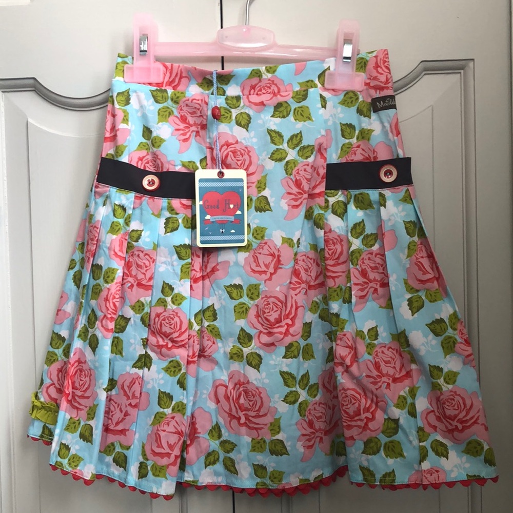 NWT Matilda Jane salt water taffy skirt